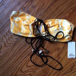 Aqua Bendita M yellow bikini top NWT